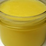 Le beurre clarifié (ghee) : comment le fabriquer et pourquoi il révolutionne vos cuissons