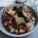 Carbonnade flamande à la bière brune d'abbaye et pain d'épices moutardé